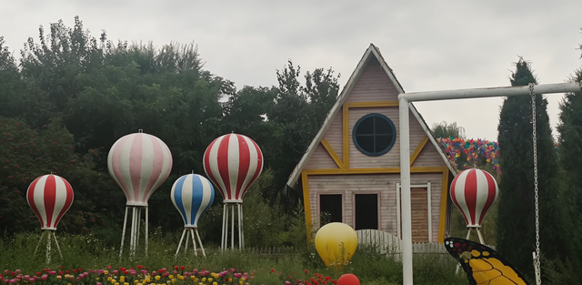 情感美文:心若从容	，便是远方