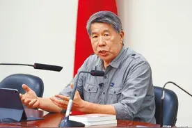 张亚中：台湾三党都是要和大陆拖时间，学者赵春山：拖不是坏事图片