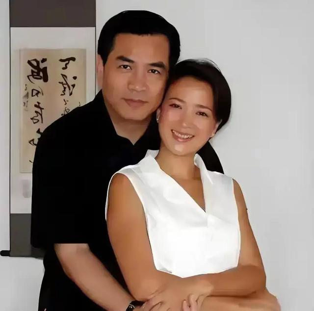 何晴生命最后一刻曝光，用力拉着儿子的手，令人泪目，生前喜欢雪