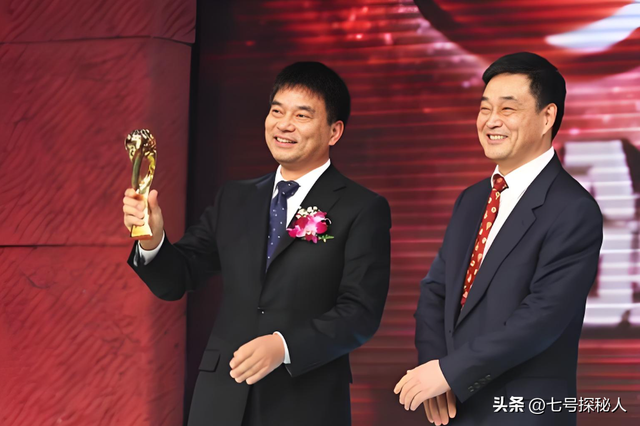 生了4个儿子，因太穷送走两个，谁知四个儿子最后都成了亿万富翁