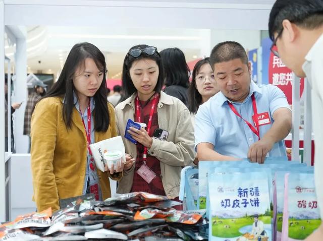 兵团首家！师市携特色好品进京“赶集”