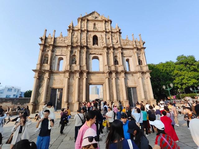 澳门马拉松：比较虐但值得去，濠江跑游全攻略