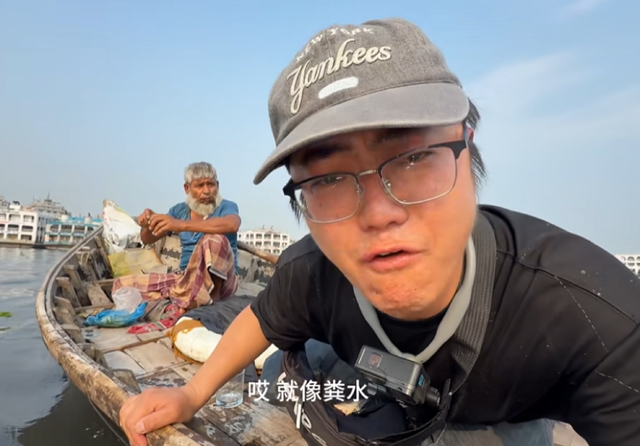 恒河水不能随便喝！中国小伙挑战后，当场呕吐不止，吐槽嘴像粪坑