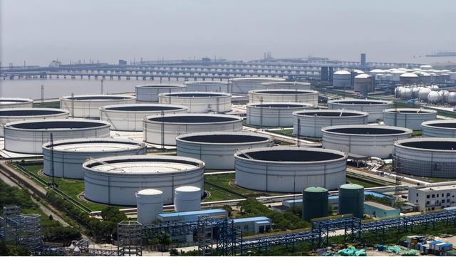 明抢5000万桶石油后，特朗普转头才发现：中国连一桶都不肯买了