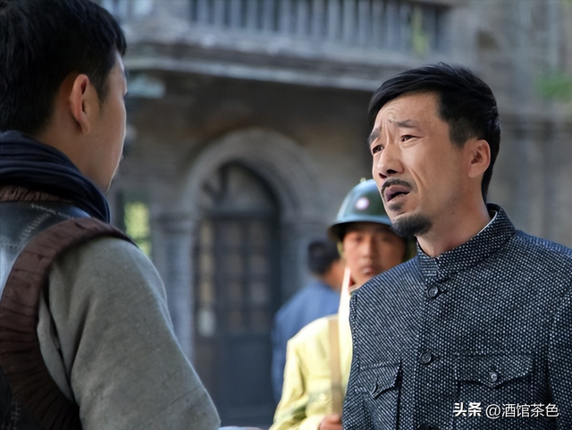 终于熬出头！出道19年没火，如今演《老舅》红了，儿子也为他争光