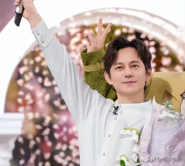 一手好牌打得稀烂！何炅晚年独居和保姆打官司，为当年的行为买单