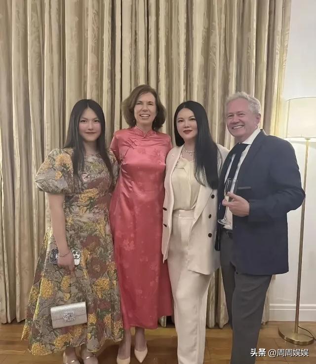王诗龄大半夜晒北京小院，穿旗袍拍照面无表情，上演中式恐怖