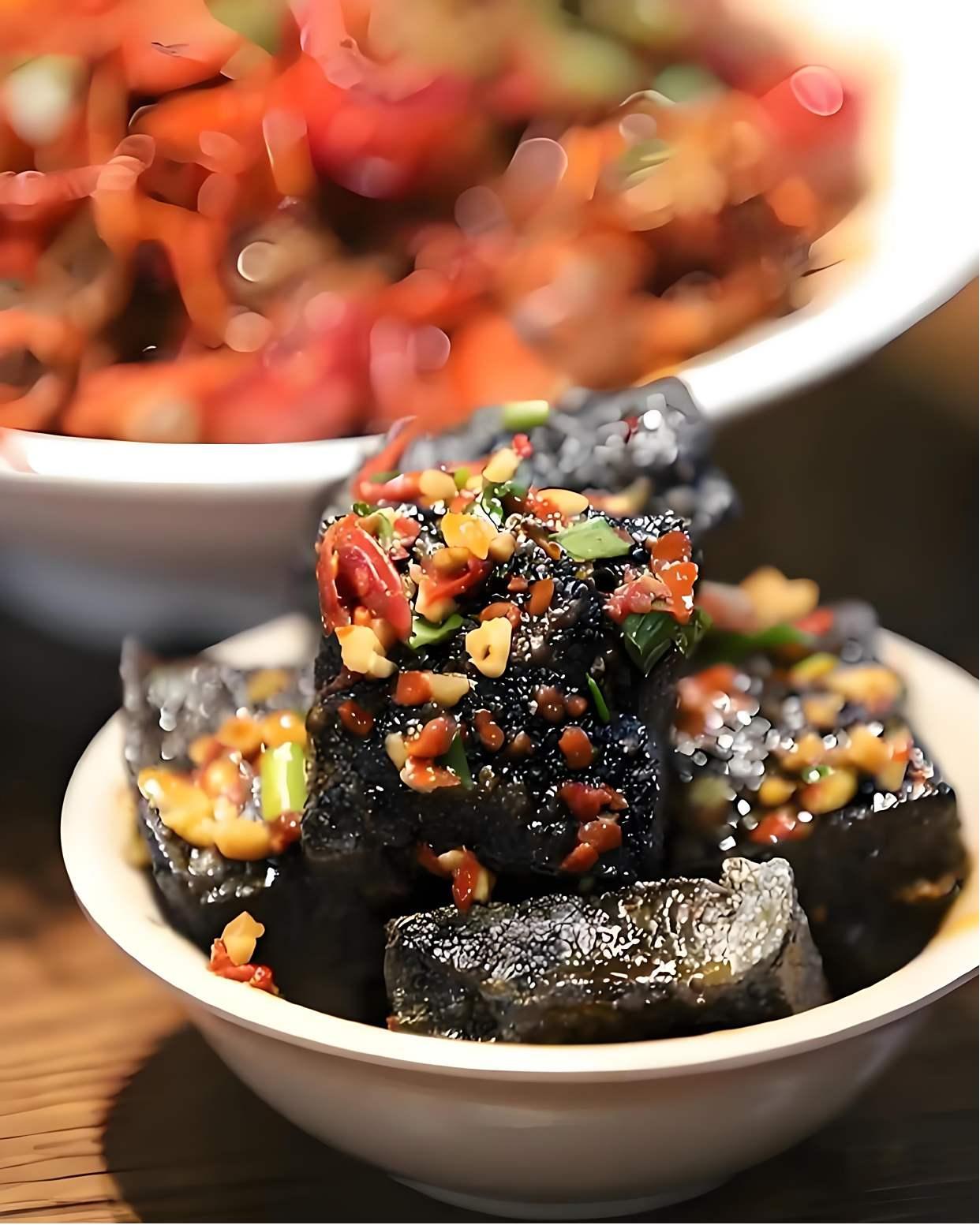 長沙特色小吃排行榜_湖南十大必吃美食_剁椒魚頭臭豆腐永州血鴨