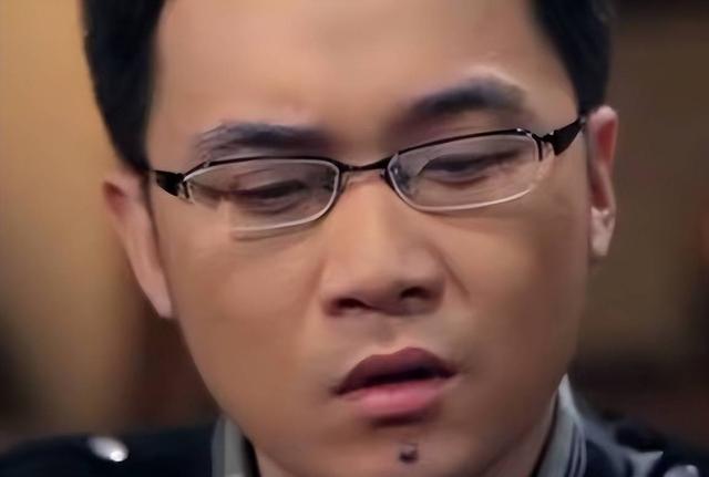 钱再多有什么用，64岁身价千万的蔡明，还是要为39岁儿子操碎了心