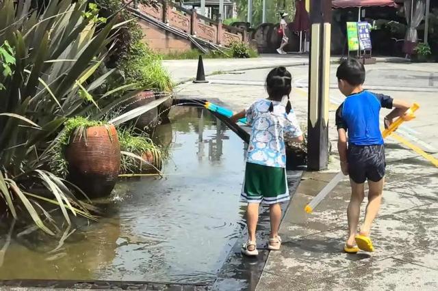 成都10大避暑古镇，溪河玩水泛舟、打水仗、捉虾网鱼…1天打来回