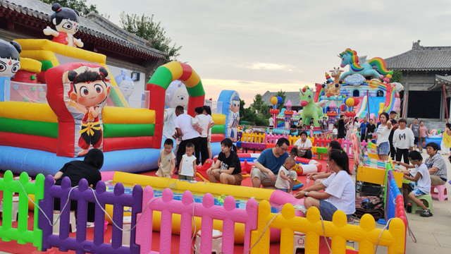 乡宁戎子酒庄夜游嘉年华璀璨启幕 西游IP赋能文旅融合新标杆