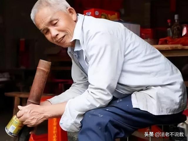 广西夫妇21年内生下15个孩子，2022年政府介入调查，如今怎样了？