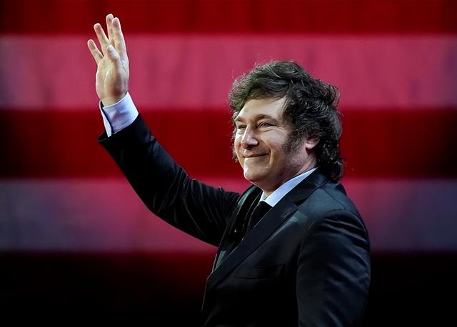 加拿大总理刚到北京，又有两国元首计划访华	，特朗普突然喊话中国