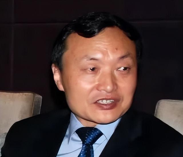 2003年拆墙第一人，王军如何用远见破解城市困局