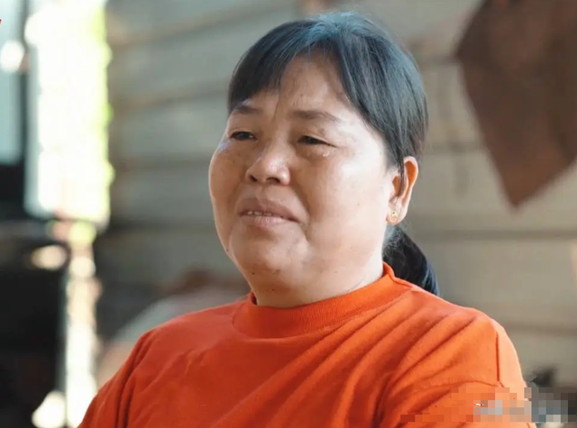 同是冠军父母，陈芋汐父母夸女儿很自律，全红婵母亲却说：胖点好