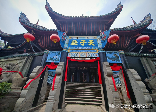 重庆丰都名山鬼城景区，里面到底啥样？