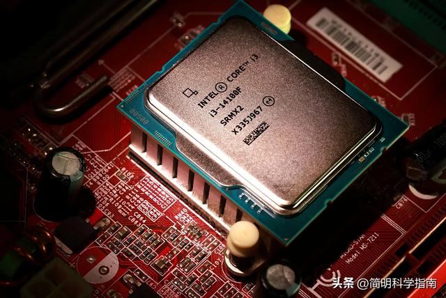 美国硬保英特尔：砸129亿救命钱！江河日下的芯片巨头能翻盘吗？
