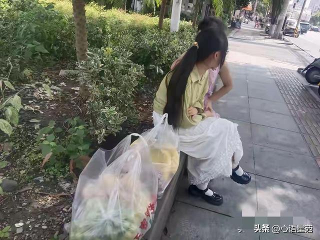 无论亲戚还是朋友只有走动起来才亲，能让嫂子释怀也不枉走这一趟