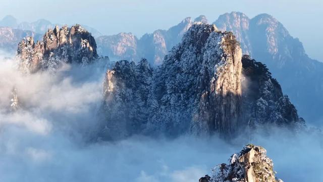 再忙也要来黄山，领取冬日雾凇云海双重“大礼包” | 皖美冬日