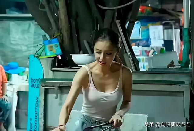 黄晓明看到这张照片得后悔了吧，素颜状态下的杨颖，竟然那么美！
