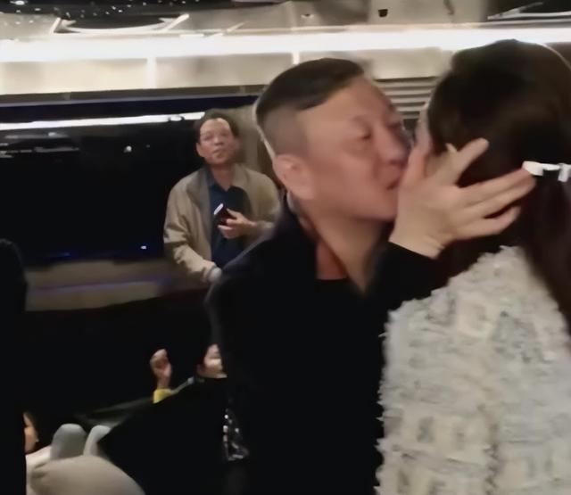 韩磊不忍了！曝光“情人”真相，揭穿白瑞真面目，狠狠出了口恶气