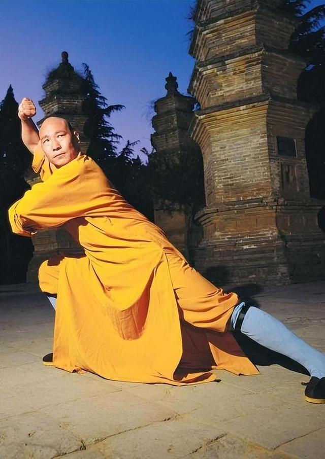 拔出萝卜带出泥！释永信下马，举报人被扒惊天丑闻，难怪会被开除