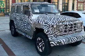 新一代BJ212霸气亮相，自动挡+差速锁+分时四驱，最快年内量产图片