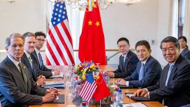 中美吉隆坡刚谈妥，美国又变脸，美财长通告全球，将继续针对中国