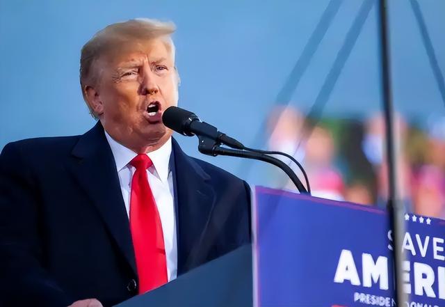 从12.5万骤降至7500！特朗普急砍难民配额，只有白人能当难民？