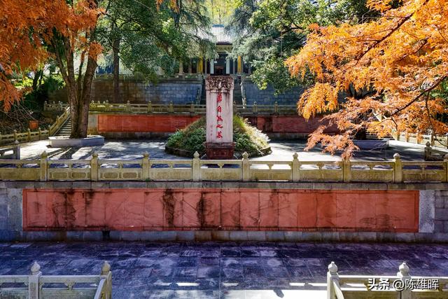 多彩闯王陵：红橙黄绿织就的秘境