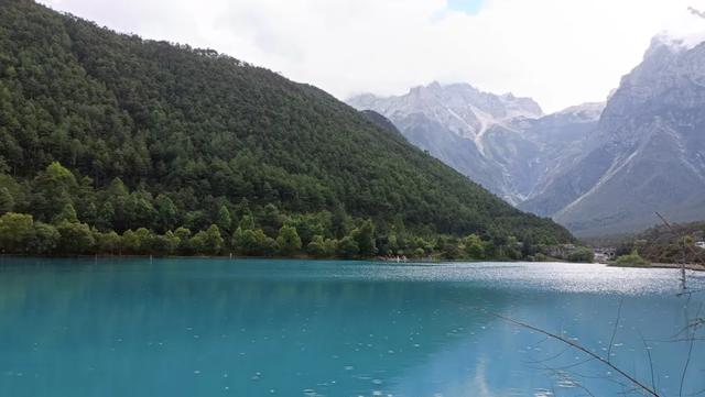 “白菜价”机票来了！重庆直飞，这些地方景美又好玩