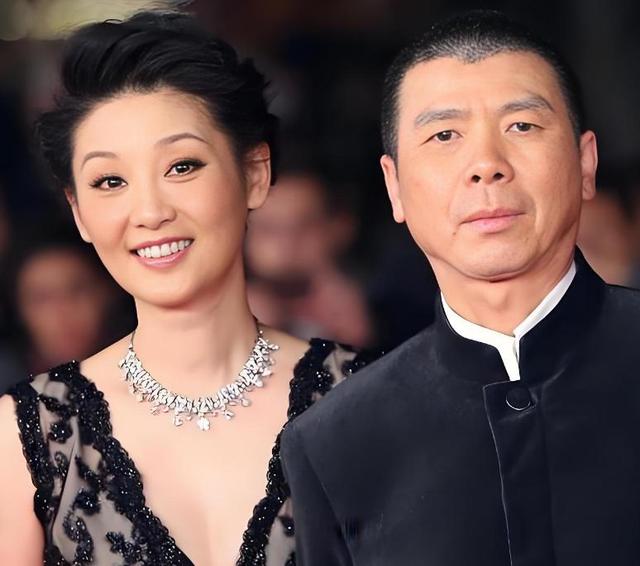 傍大款，当小三，私生活混乱！难怪16年过去	，阔太们还在防着她