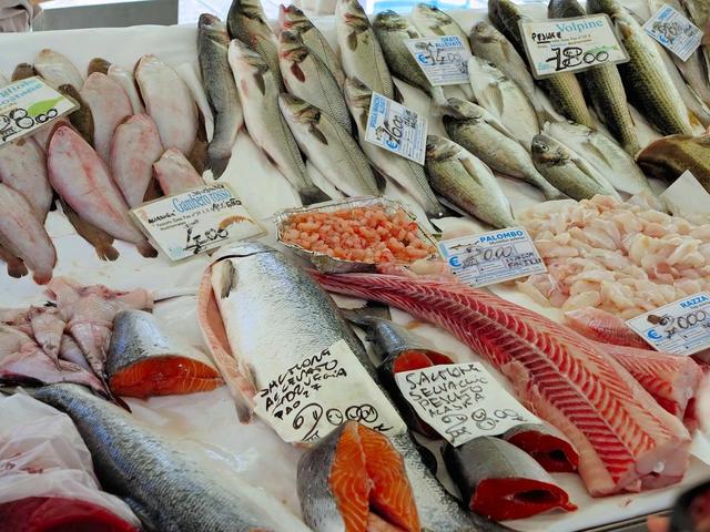 中方拒买日本牛肉，磋商刚停	，日本议员报复来了，禁止中国人入境