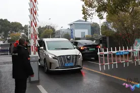 大年初三：旅游服务不打烊 “微笑扬州”喜迎客图片