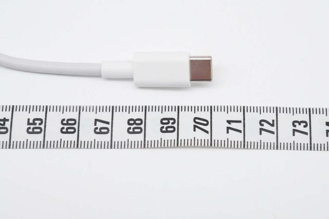 高达1999元售价是怎样的用料做过水准？中兴U60 Pro 5G随身WiFi拆解
