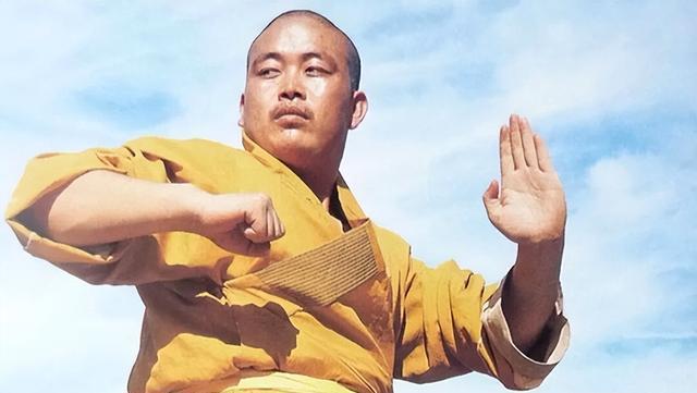 越扒越猛！释永信在少林寺有多爽，你根本想不到！难怪佛协再痛批