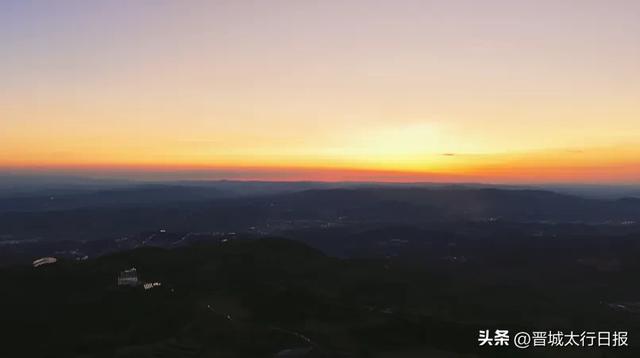 来晋城 过夏天丨一起去樊山天街凉快一下！