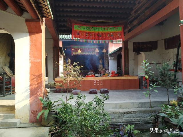 罗定：罗镜东山庙