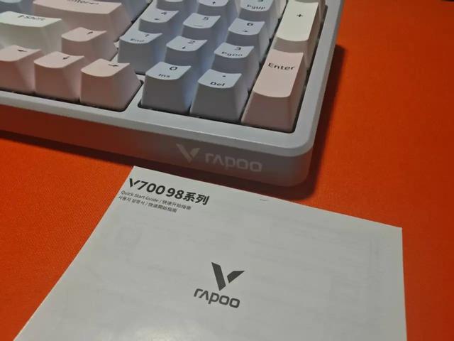 雷柏V700DIY-98：诚意十足的七层填充，指尖大悦！