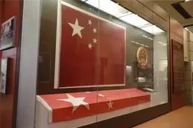 国旗、国歌、国徽与上海的故事图片