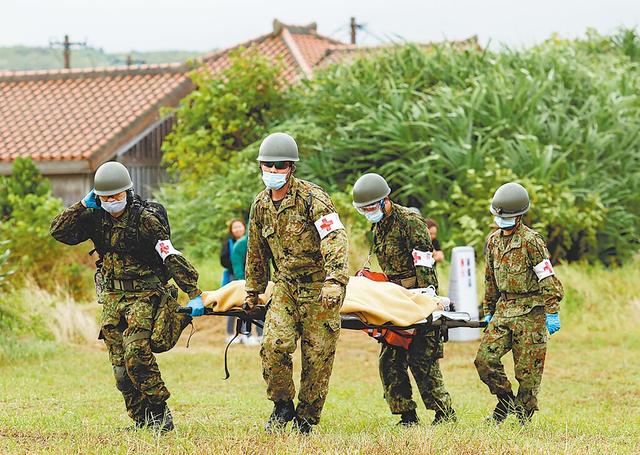日本在濒临擦枪走火的边界疯狂试探，若高市早苗进一步激化矛盾，中日将进入危险区，可能爆发冲突