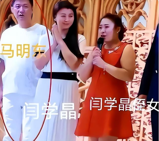 闫学晶风波后现身三亚！面容憔悴，丈夫电话打不停	，疑似遇到麻烦