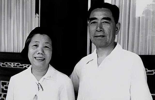 原国务院总理李鹏：外界传闻自己是周总理养子的说法，并不正确
