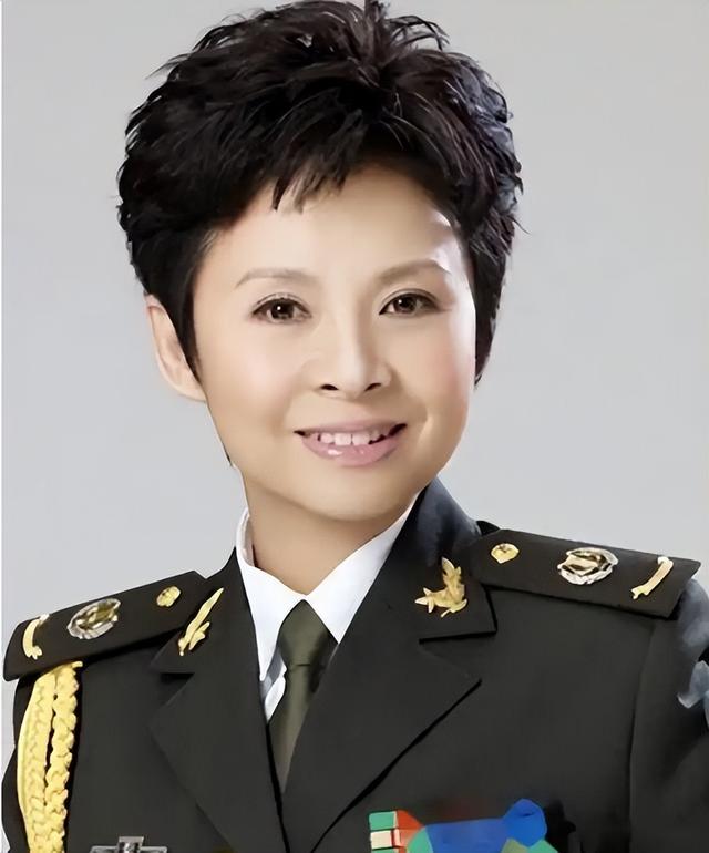 63岁董文华不再沉默，揭露当年被“封杀”原因，原来我们错怪她了