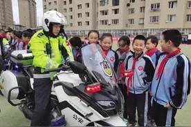 呼和浩特：筑牢安全防线 让学生健康成长图片