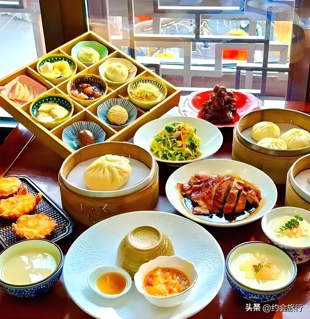 为啥说南京夫子庙的美食，几乎都是外地老板忽悠外地游客的？