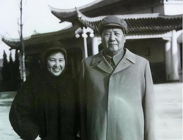毛主席逝世仅一年，北京市委书记被开除党籍，表示永远是党的女儿