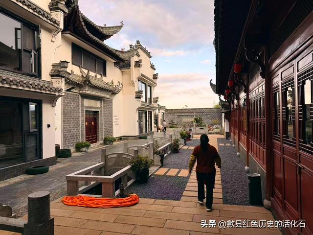 徒步牛栏坪赏高山草甸