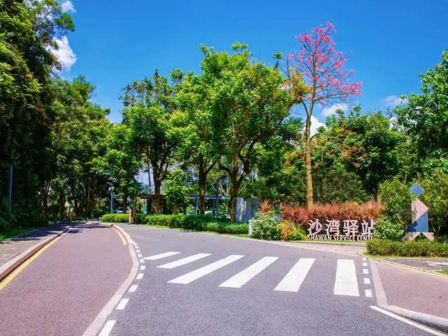 骑行丈量“一半山水”，飞行俯瞰“一半城”