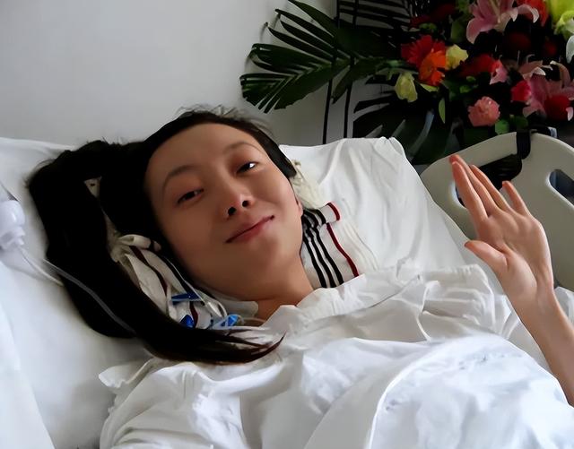 张艺谋：我最愧疚的不是巩俐，更不是陈婷，而是为我终身瘫痪的她